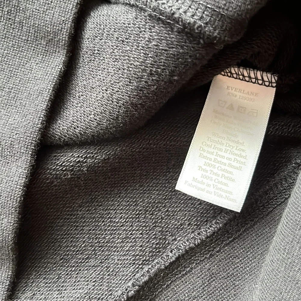 Everlane 100% Human Sweatshirt - Picture 7 of 11